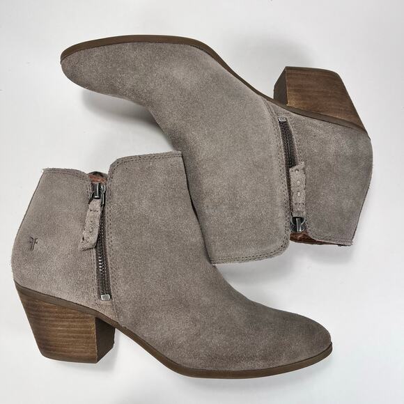 Frye Judith Ankle Bootie Taupe 10 - Picture 7 of 12